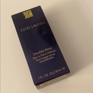 Estée Lauder double wear
